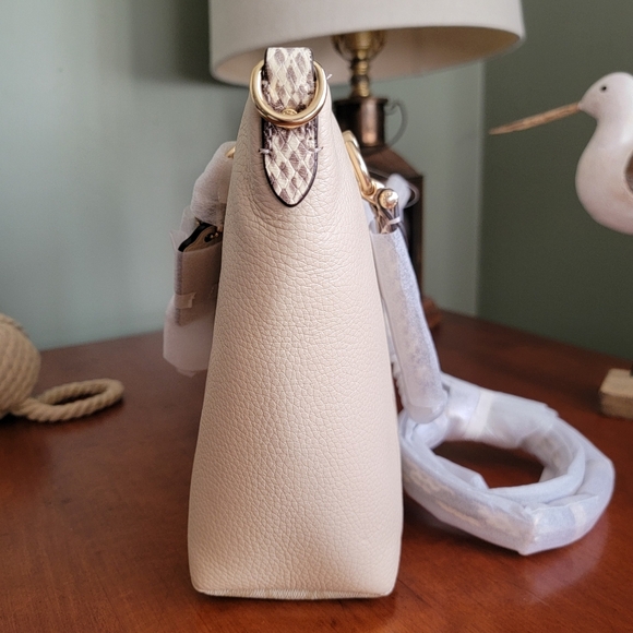 NWT Coach C7261 Kacey Satchel Colorblock Signature Canvas Ivory Pebbled Leather - Picture 7 of 16